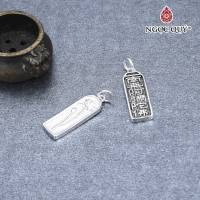 Charm bạc thẻ hình sen và câu niệm Phật treo  - Ngọc Quý Gemstones