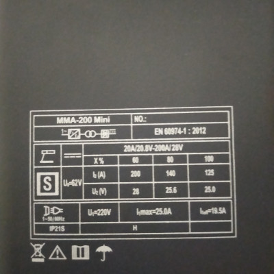 MÁY HÀN ĐIỆN TỬ BTEC MMA-200 MINI (CHUYÊN KÉO QUE 2.5, CÓ ĐỒNG HỒ)- HÀNG CHÍNH HÃNG