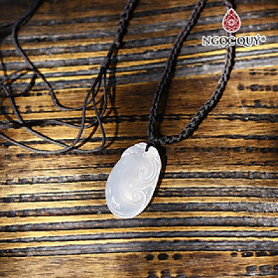 Mặt dây chuyền ngọc bội như ý Ruyi đá mã não trắng 3.3x2x0.8cm mệnh thủy, kim - Ngọc Quý Gemstones