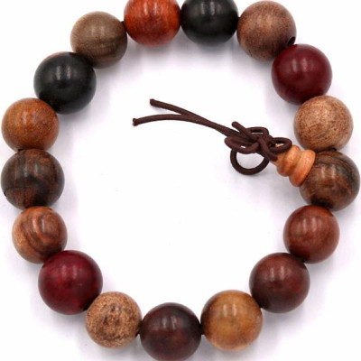 Vòng tay chuỗi hạt gỗ Đàn hương 8 màu 12 ly
