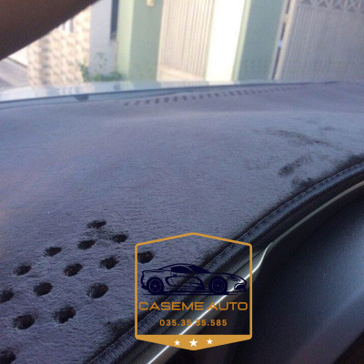 [CHEVROLET ORLANDO] Thảm Taplo 3 Lớp Dành Cho Xe CHEVROLET ORLANDO, Nhung Lông Cừu Và Da Vân Carbon Cao Cấp - Hàng Chính Hãng