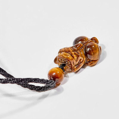 Dây chuyền phong thủy đá mắt hổ vàng nâu tỳ hưu 2cm mệnh thổ , kim - Ngọc Quý Gemstones