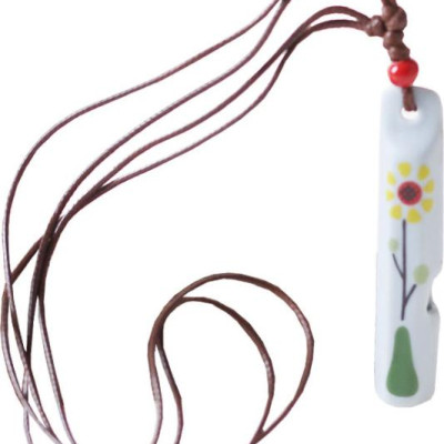 Vòng cổ gốm truyền thống còi vẽ hoa giao mầu ngẫu nhiên