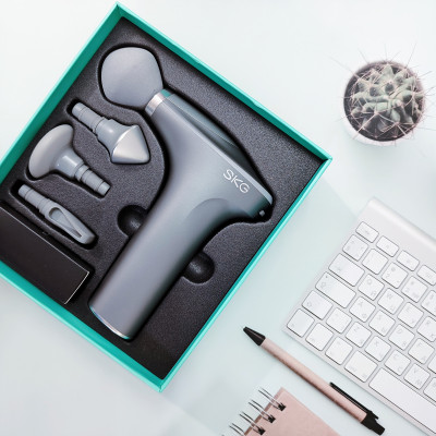 Súng massage SKG F7 với 5 chế độ Mát-xa và 3 chế độ Chườm nóng Giúp Nhanh Chóng làm Giãn cơ, giảm Stress,tăng Phục Hồi