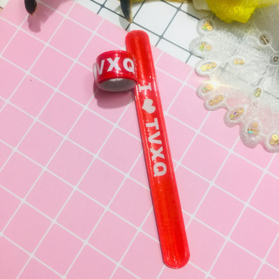 VÒNG TAY Vòng tay tự gập , cuốn combo 3 cái màu ngẫu nhiên 