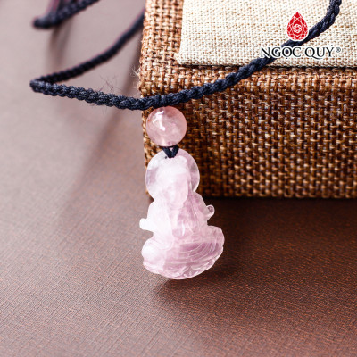Mặt dây chuyền phật bà quan âm thạch anh hồng - Ngọc Quý Gemstones