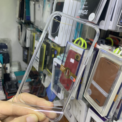 Ốp lưng iPhone XR trong suốt Likgus - Hàng chính hãng