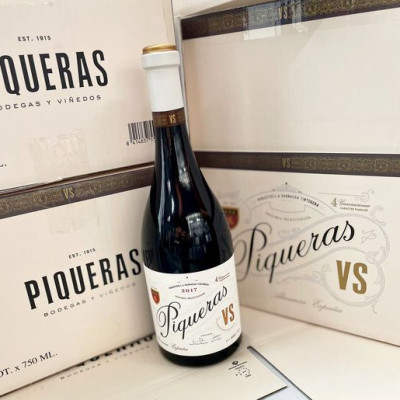 Rượu vang Organic Piqueras VS Monastrell & Garnacha Tintorera (Spain) kèm túi hộp,đồ khui