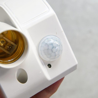 Đui đèn cảm biến chuyển động - ánh sáng Rạng Đông