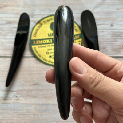 Cây Cạo Gió Bằng Sừng Trâu Kiêm Bấm Nguyệt