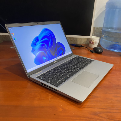 Laptop Dell Mobile Precision 3561 (Core i7-11850H | 16GB | 512GB | T600 4GB | 15.6 inch FHD | Win 11) Hàng Chính Hãng