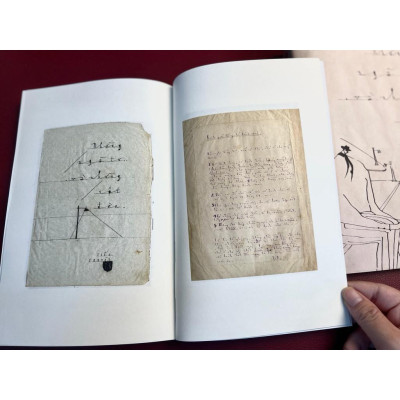 Sách - Những ngã tư và những cột đèn (Trần Dần)