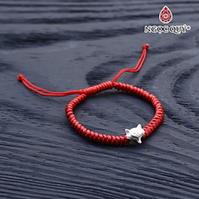 Vòng tay thắt dây đỏ phối charm hồ ly bạc - Ngọc Quý Gemstones