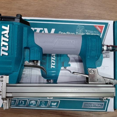 SÚNG BẮN ĐINH THẲNG HƠI (10-30MM) TOTAL TAT83301-3 - HÀNG CHÍNH HÃNG