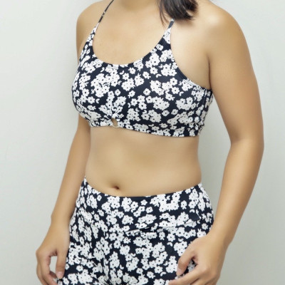 Áo bikini đa năng Gym-to-swim LMcation Ana - Hoa Nhí Đen Trắng