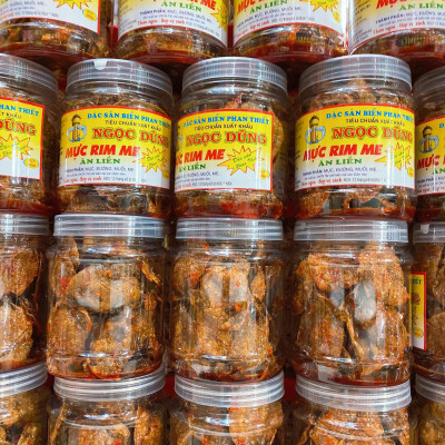 Đặc sản Phan Thiết - Mực Rim Me Đã Chế Biến Ăn Liền Hộp 200 Gram Là Món Ăn Ngon Ơi Là Ngon. Hạn Sử Dụng 6 Tháng Kể Từ Ngày Đặt Hàng - OCOP 4 Sao