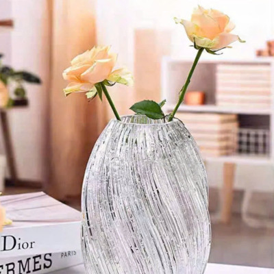 Bình Hoa Xoắn Thủy Tinh Phát Sáng – Decor Trong Suốt Lấp Lánh, Tỏa Sáng Trong Bóng Tối – Trang Trí Nhà Cửa Phong Cách Hiện Đại (16x27cm) - HÀNG CHÍNH HÃNG MINIIN