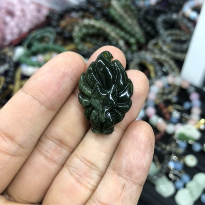 Mặt dây chuyền Hồ Ly phong thủy đá ngọc băng tảo