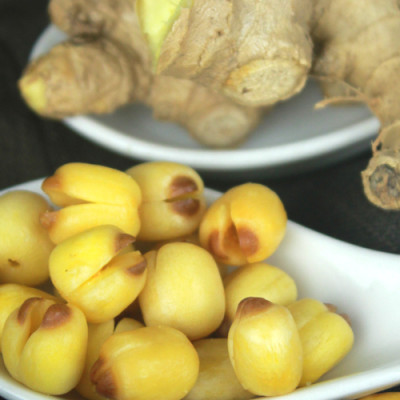 Combo 3 Hũ Sen Sấy Gừng Mật Ong Hải Long (230g / Hũ)