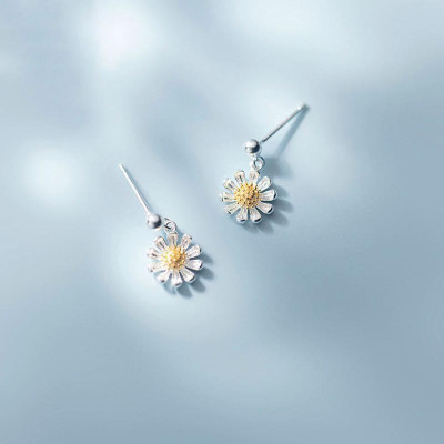 Khuyên tai bạc 925 hình minidot treo hoa cúc họa mi lủng lẳng lạ mắt đáng yêu Dế Bạc - K5841