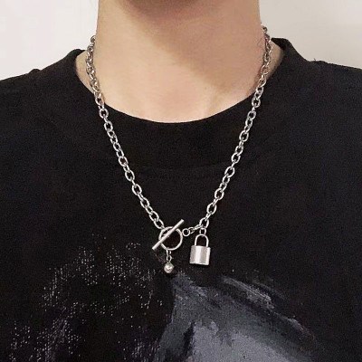 Vòng cổ dây chuyền gắn ổ khoá unisex