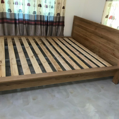 Giường ngủ gỗ sồi Tundo 1m8 + 2 hộc kéo hiện đại