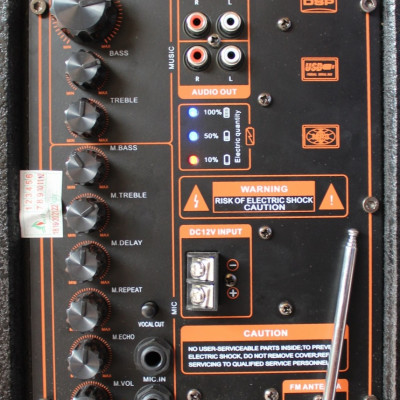 Loa Kéo Di Động Karaoke Bass 50 U.B.L LK-50U150 (1200W) 5 Tấc - Chính Hãng