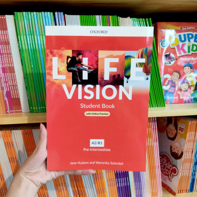 Life Vision Student Book With Online Practice A2/B1 Pre-Intermediate