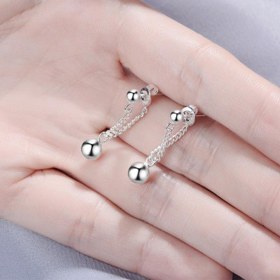 Đôi bông tai lỗ đinh xích bi tinh tế