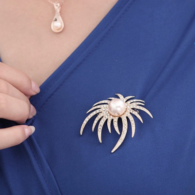 Trâm Cài Áo Nữ Quà Tặng Ngọc Trai Đính Đá Tinh Tế Trang Nhã Sang Trọng (Kèm Hộp)