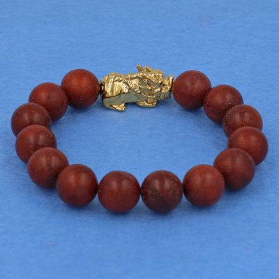Chuỗi đeo tay gỗ đỏ 12 ly - cẩn Tỳ Hưu inox vàng VGOTHV12