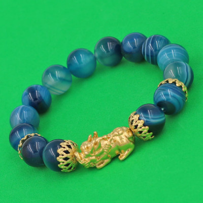 Vòng đeo tay Thạch Anh Xanh Da Trời sọc 12 ly - Vòng tay Tỳ Hưu Phong Thủy Chiêu Tài Lộc inox vàng VTAXBSTHBKV12