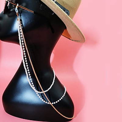 Dây chuyền đeo kính mắt 3 lớp layer phối chuỗi ngọc trai sang chảnh phụ kiện kính hot hit trend Âu Mỹ xu hướng thời trang mới