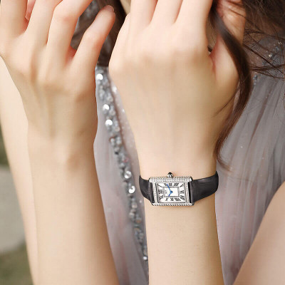 Đồng Hồ Nữ I&W Carnival 587L2 Chính Hãng BH 24T Chịu Nước 30m Kính Chống Xước Dây Da Cao Cấp ( Máy Quartz)