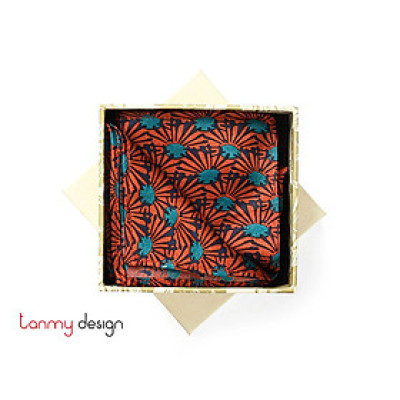 KHĂN LỤA ORGANIC CÀI ÁO CHO NAM.