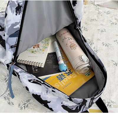 Balo thời trang phong cách dễ thương - BEE GEE BLTT9120