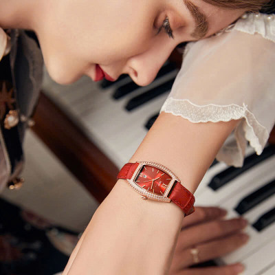 Đồng hồ nữ chính hãng IW Carnival IW537L-3 Kính chống xước ,Chống nước 30m ,Bảo hành 24 tháng,Máy pin Quartz,dây da đen xịn,thiết kế mặt chữ nhật đơn giản dễ đeo