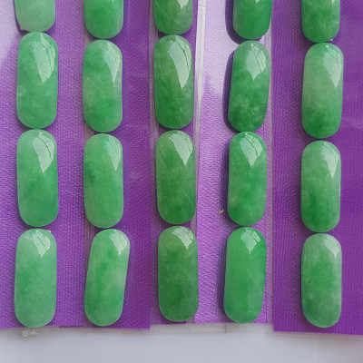 Bộ Lắc Tay Yên Ngựa Mới 4 viên Xanh Ngọc Tươi đều bóng đẹp  Size Dài 20mm x Ngang 9mm x cao 3mm Đá Ngọc Cẩm Thạch tự nhiên  Nữ mệnh mộc hỏa thủy bọc vàng đeo đẹp sang món quà tặng ý nghĩa gửi đến Mẹ và người thân ạ