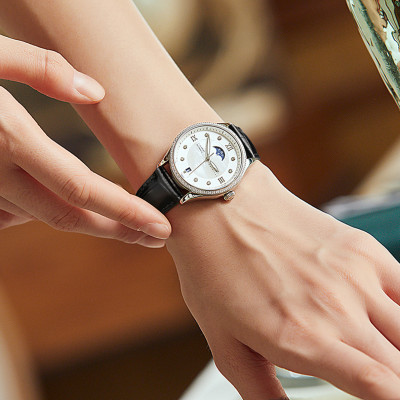 Đồng Hồ Nữ I&W Carnival 582L Chính Hãng BH 60T Chịu Nước 30m Kính Chống Xước Dây Da Cao Cấp ( Máy Cơ Tự Động)