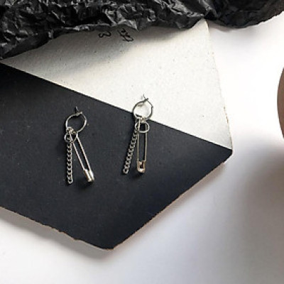 Đôi bông tai unisex kim băng cá tính độc đáo 