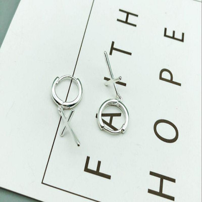 Bông tai unisex đơn giản thần thái cuốn hút