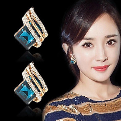 Khuyên tai hàn quốc Rhinestone ( PK09)
