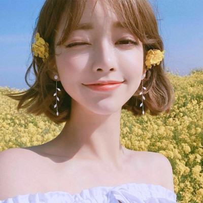 Bông tai nữ lá rơi đính đá dáng dài thanh lịch