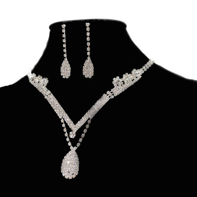 Bộ trang sức cô dâu sang trọng quý phái dành cho nữ