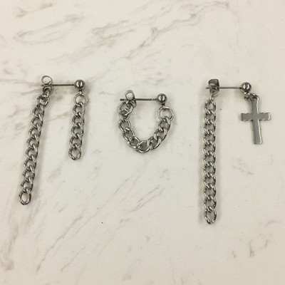 Bộ 3 bông tai xích thiết kế khác biệt mạnh mẽ bụi bặm