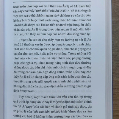 Bình luận các án lệ tranh chấp về đất đai – Góc nhìn từ thực tiễn xét xử của Thẩm phán (tập 1 và 2)