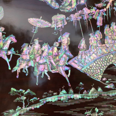 Tranh treo tường tích vinh quy bái tổ khảm ốc đỏ ,mầu sắc bẩy sắc cầu vồng ,hàng siêu đẹp kt 107×217×5cm