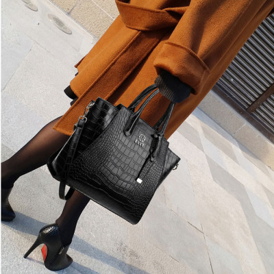 Túi xách nữ cao cấp da thật ELLY – ET87