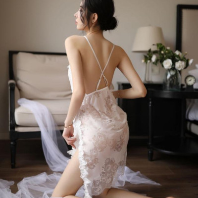 Đầm ngủ gợi cảm kèm quần chip