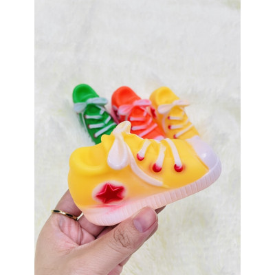 Đồ chơi nhựa màu sắc có kèn bíp bíp cho chó mèo - đồ chơi gặm nhấm phát ra âm thanh cho chó mèo